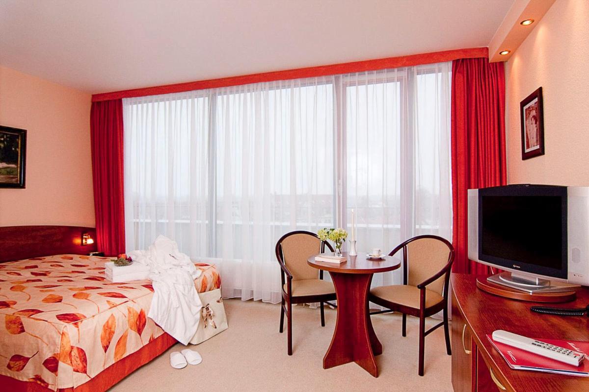 Hotel Balneolum Superior Кведлинбург Екстериор снимка